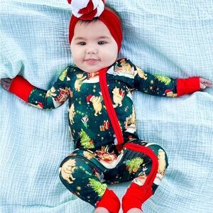 Green and Red Holiday Footies- Bamboo!